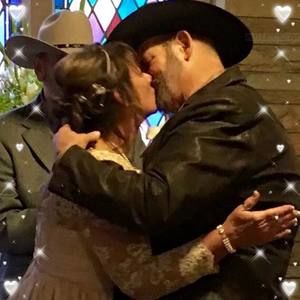 Meet your Posher, Conniejo